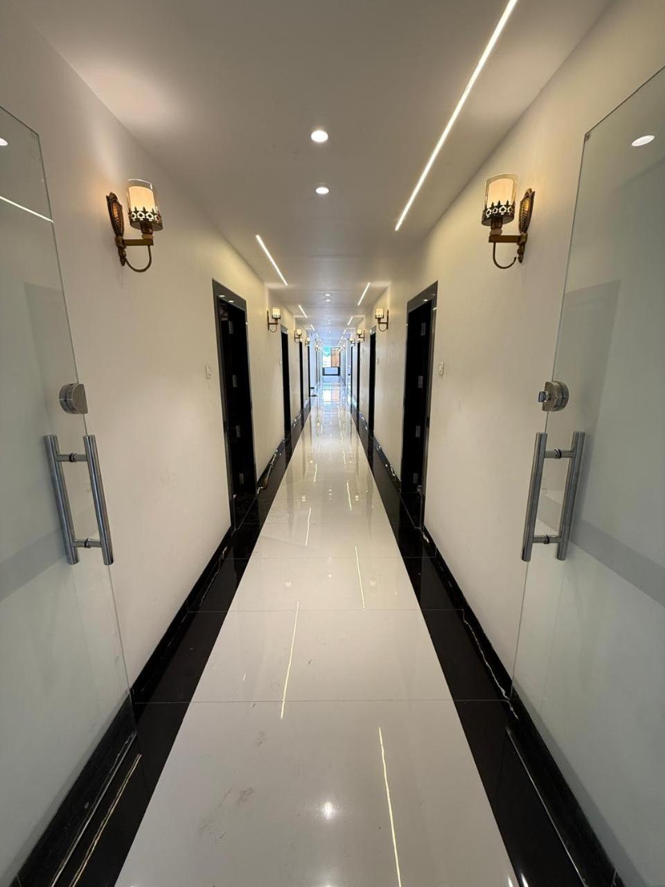 Hotel Madhuban Evrengabad Dış mekan fotoğraf